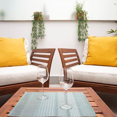 Apartamentos Bajeles Sevilla Urban מראה חיצוני תמונה