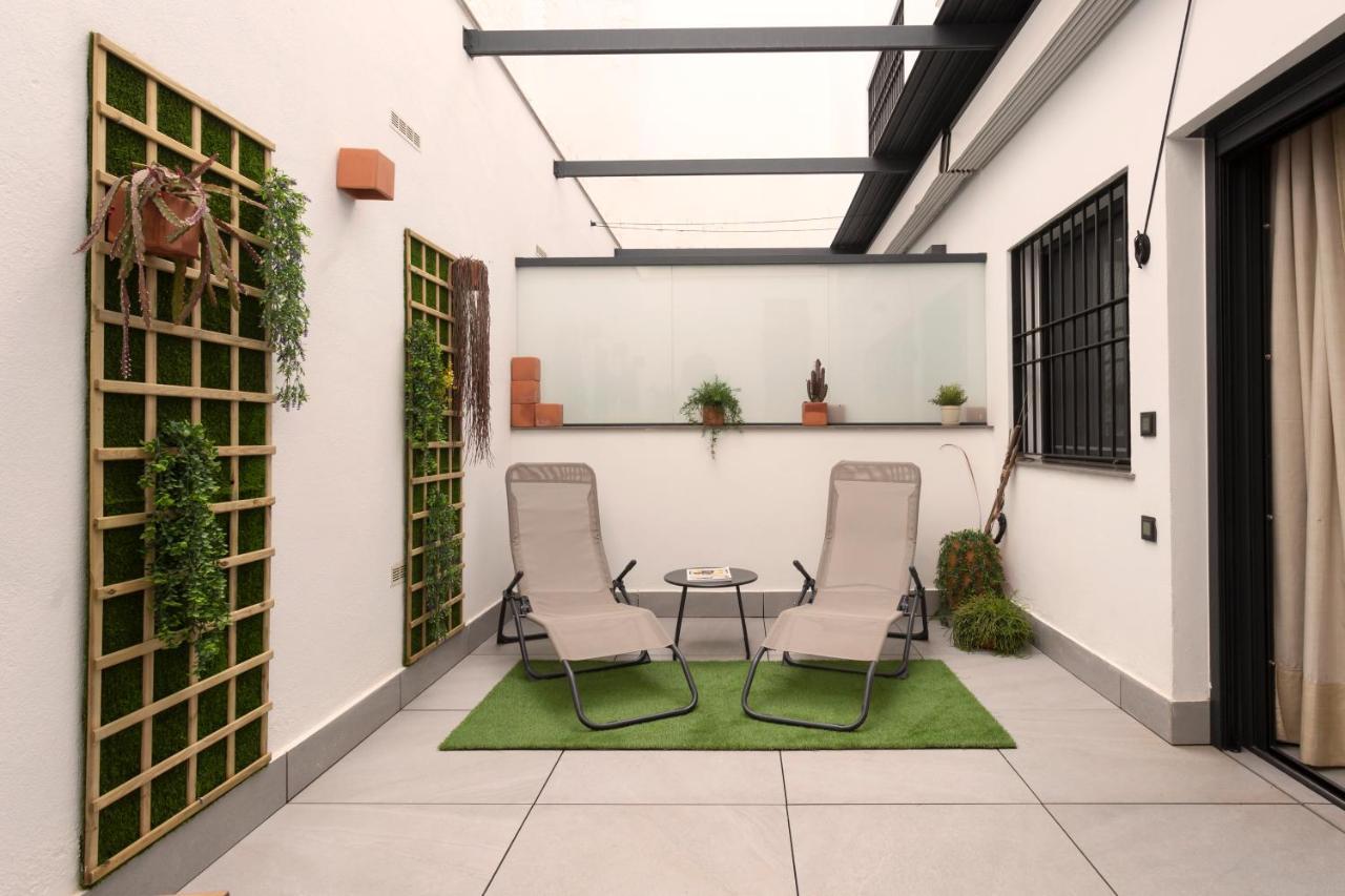 Apartamentos Bajeles Sevilla Urban מראה חיצוני תמונה
