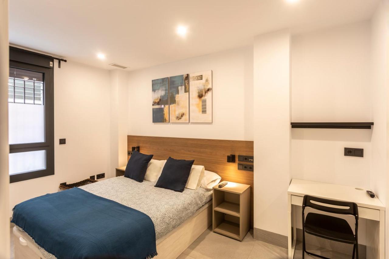 Apartamentos Bajeles Sevilla Urban מראה חיצוני תמונה
