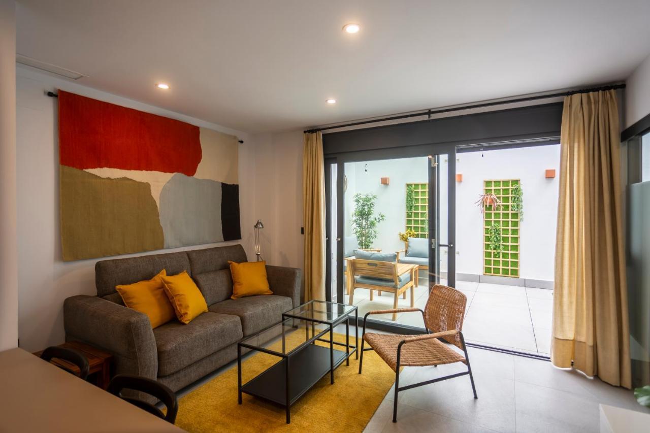 Apartamentos Bajeles Sevilla Urban מראה חיצוני תמונה