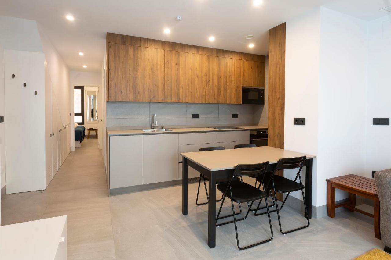 Apartamentos Bajeles Sevilla Urban מראה חיצוני תמונה