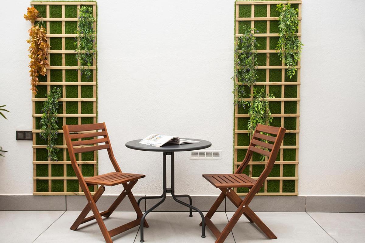Apartamentos Bajeles Sevilla Urban מראה חיצוני תמונה